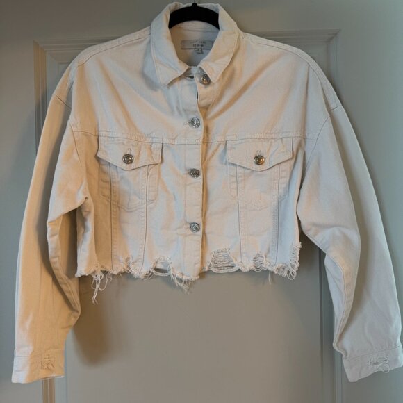 Love Tree, Distressed White Cropped Jean Jacket, Size Small - Picture 4 of 6